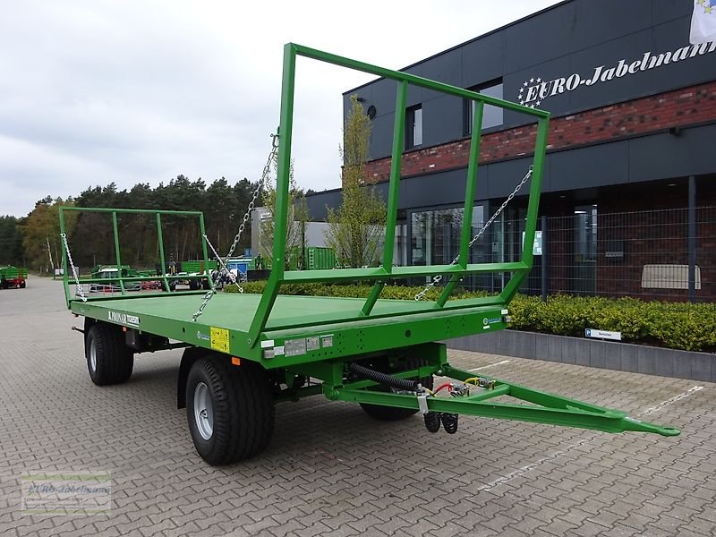 Ballentransportwagen of the type PRONAR 2-achs Anhänger, Ballenwagen, Strohwagen, TO 25 M; 12,0 to, Neumaschine in Itterbeck (Picture 14)