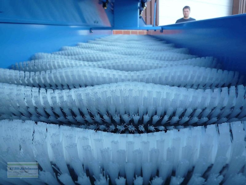 Lagertechnik tip EURO-Jabelmann Bürstenmaschine mit Wassersprüheinr. und 25 Bürsten, NEU, Neumaschine in Itterbeck (Poză 18)
