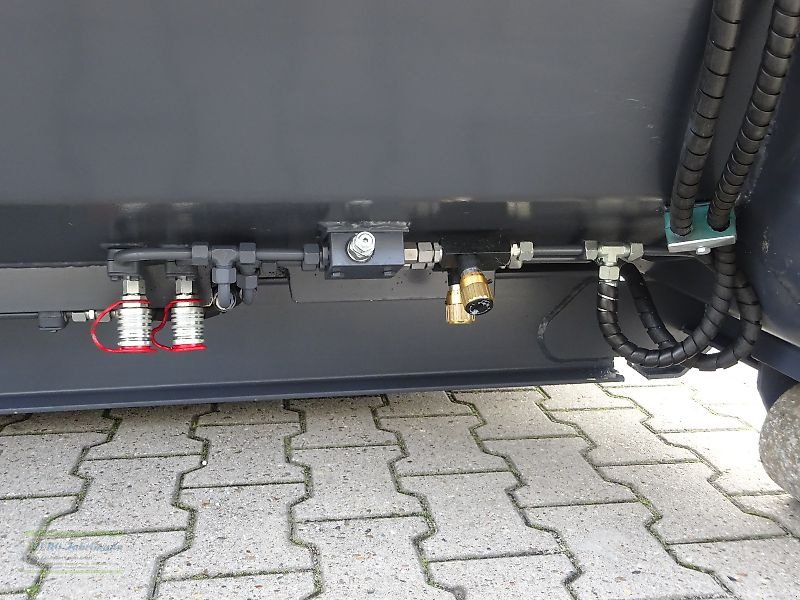 Abrollcontainer des Typs EURO-Jabelmann Abroll Container STE 4500/1000 Halfpipe, für PRONAR T185, 10 m³, NEU, ab Lager, Neumaschine in Itterbeck (Bild 10)