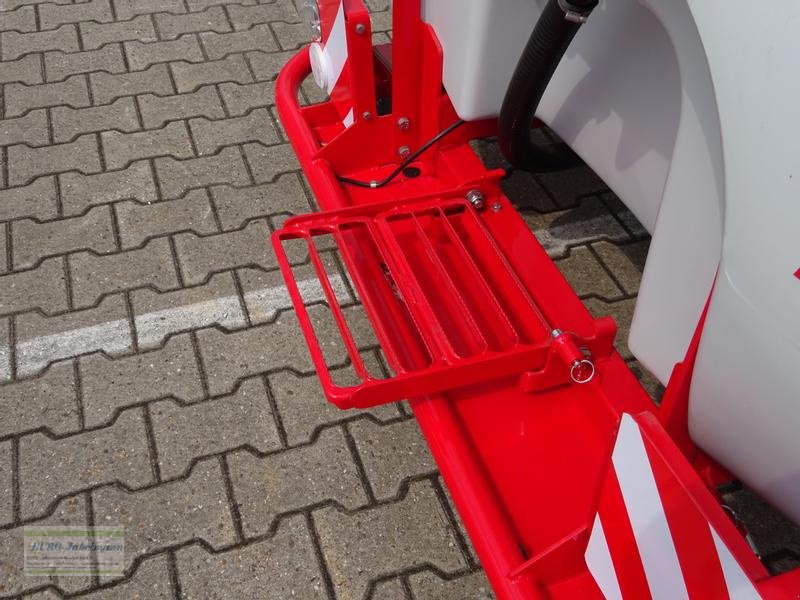 Anhängespritze of the type Unia Fronttank, Frontfaß, TOP 1200 Rex H, 1350 Ltr., NEU, Neumaschine in Itterbeck (Picture 16)