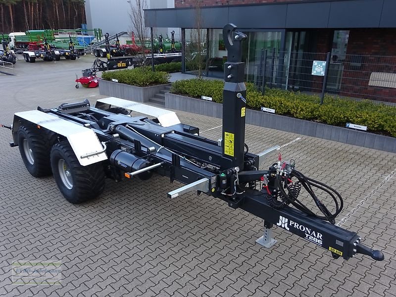 Abrollcontainer typu PRONAR Hakenlift  T 286, 23 to. zGG, Abrollkipper /  Containeranhänger / Containerfahrzeug / Abrollsystem / Abrollfahrzeug / Hakengerät Modell T 286, 23 to., Neumaschine v Itterbeck (Obrázek 11)