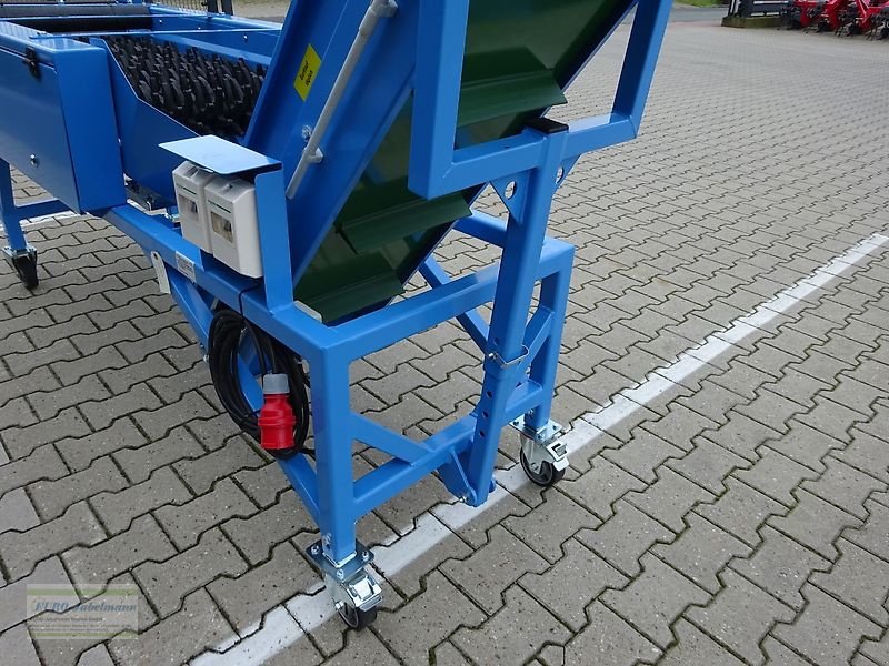 Lagertechnik of the type EURO-Jabelmann Sternwalzenterder Bürstenmaschine V 5510 mit Steigband, NEU, Neumaschine in Itterbeck (Picture 16)