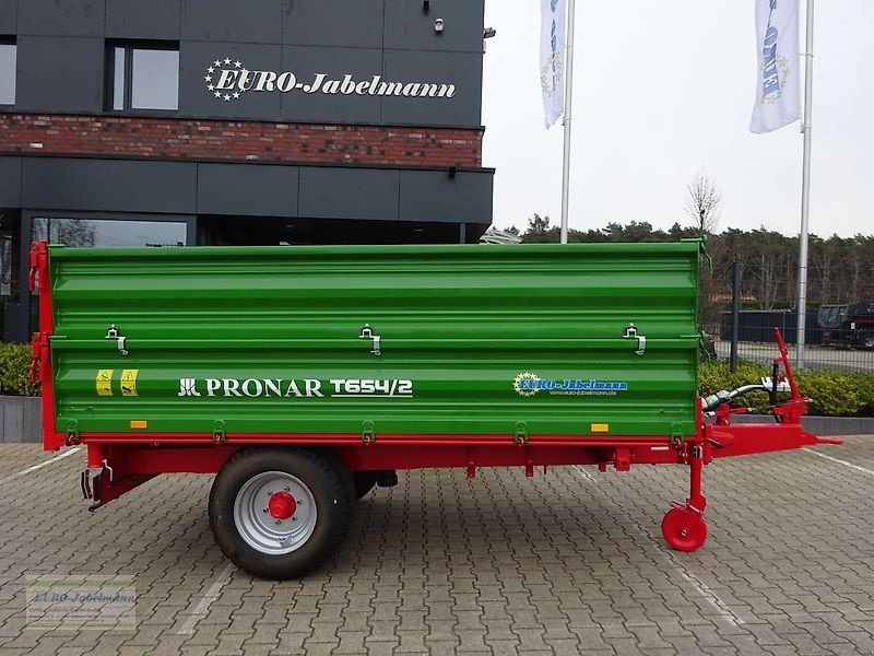 Kipper типа PRONAR T 654/2, (6 to. z.GG.), Ein-Achs-Dreiseitenkipper, Einachskipper, Kipperanhänger, Einachser Kipper, Landwirtschaftlicher Kipper, Neumaschine в Itterbeck (Фотография 7)