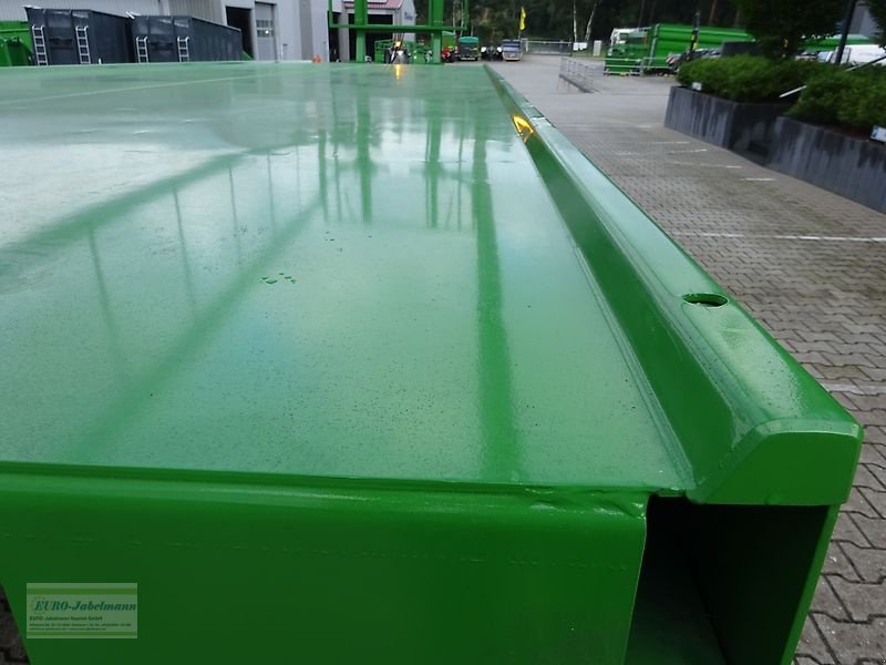 Ballentransportwagen typu PRONAR 3-achs Ballenwagen TO 26 M einschl.  hydr. Ladungssicherung, 18 to, NEU, Neumaschine v Itterbeck (Obrázek 16)