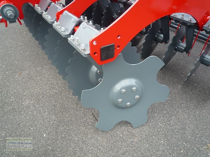 Kurzscheibenegge del tipo Unia Ares XL, 4,50 m, 560 mm Scheiben, Rohrstabwalze 600 mm, NEU, Neumaschine In Itterbeck (Immagine 10)