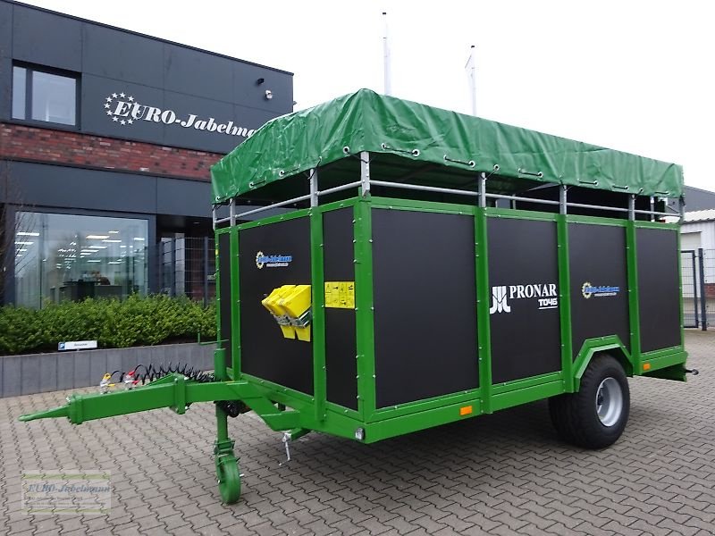 Anhänger typu PRONAR Viehtransportanhänger Kurier TO 46, 5,5 to, Auflauf- + Druckluftbremse, NEU, Neumaschine v Itterbeck (Obrázek 1)