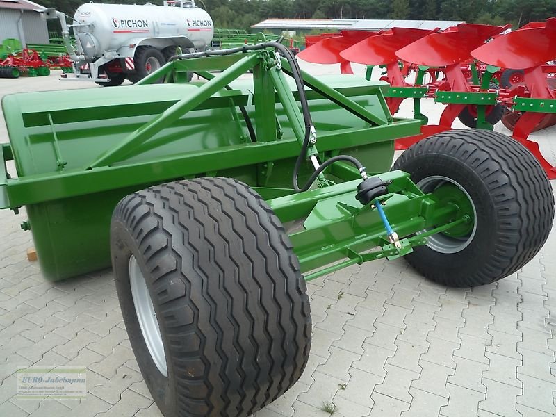 Walze of the type JAKO 2-teilige Wiesewalze M 275 mit abgerundete Kanten mit Fahrgestell, ungebremst, Neumaschine in Itterbeck (Picture 15)