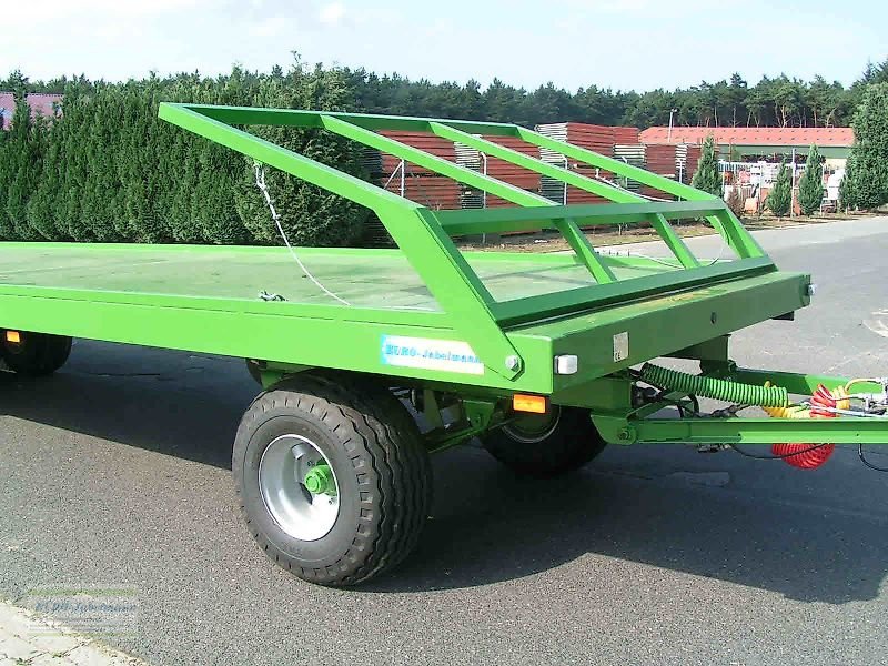 Ballentransportwagen typu PRONAR 3-achs Anhänger, Ballenwagen, Strohwagen, TO 26; 18,0 to, NEU, Neumaschine v Itterbeck (Obrázek 4)