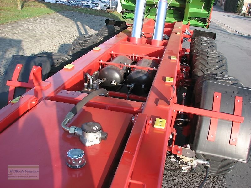 Kipper of the type PRONAR Tridemmuldenkipper, T 682; 30 to,  NEU, Neumaschine in Itterbeck (Picture 16)