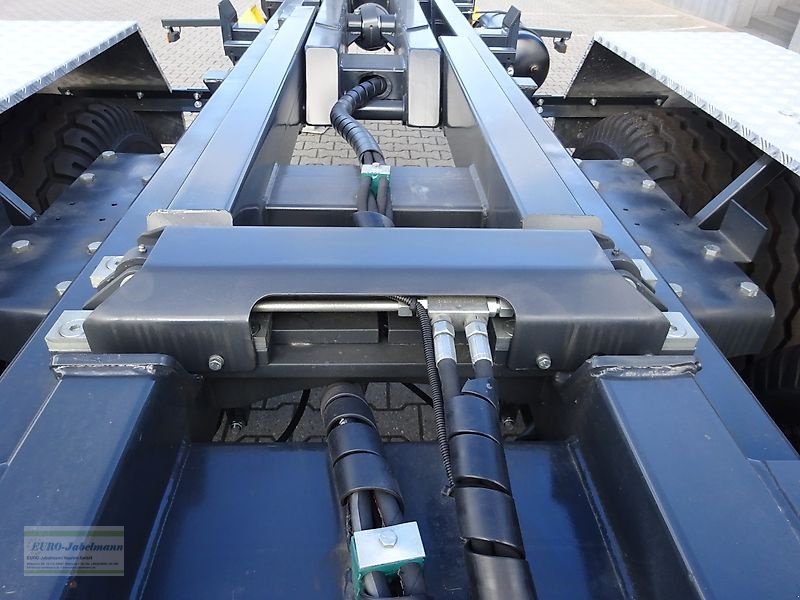 Abrollcontainer typu PRONAR Hakenlift T 185, 15 to. zGG, Abrollkipper /  Containeranhänger / Containerfahrzeug / Abrollsystem / Abrollfahrzeug / Hakengerät, Neumaschine v Itterbeck (Obrázek 18)