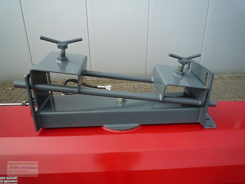 Kehrmaschine des Typs EURO-Jabelmann einschl. hydr. Entleerung, aus laufender Produktion, NEU, Neumaschine in Itterbeck (Bild 10)