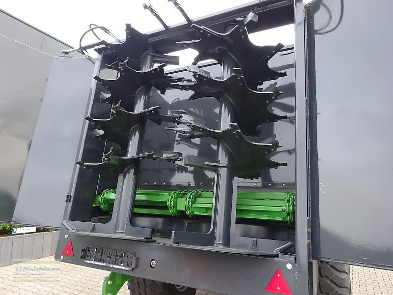 Dungstreuer typu PRONAR Stalldungstreuer, Dungstreuer, Miststreuer, N 262/2, 18 to, NEU, Neumaschine v Itterbeck (Obrázek 9)