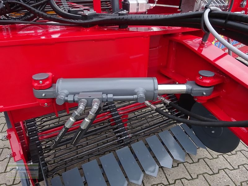 Kartoffelroder typu EURO-Jabelmann Süßkartoffelroder Ceres SPH 1400, Vorführmaschine, Vorführmaschine v Itterbeck (Obrázek 16)