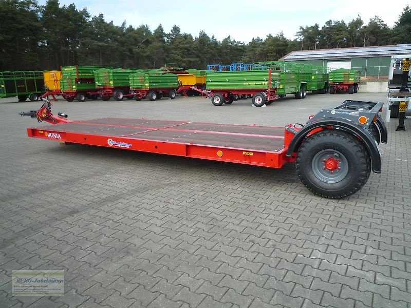 Tieflader of the type Unia UNIA hydraulisch absenkbare Transportplattform PL - 6 mit Lenkachse, Neumaschine in Itterbeck (Picture 1)