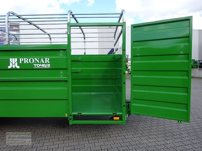 Anhänger typu PRONAR Viehtransportanhänger Kurier 46/2, 12 to, absenkbar, NEU, sofort ab Lager, Neumaschine v Itterbeck (Obrázek 17)