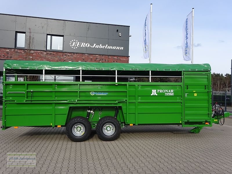 Anhänger typu PRONAR Viehtransportanhänger Kurier 46/2, 12 to, absenkbar, NEU, sofort ab Lager, Neumaschine v Itterbeck (Obrázek 9)