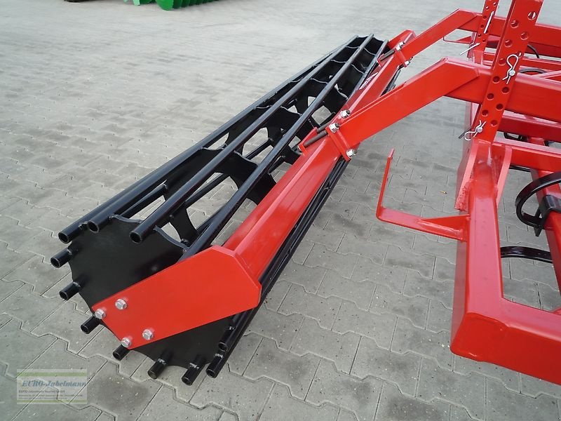 Grubber of the type EURO-Jabelmann Großfederzinkenegge V 3000 G, mit Farbschäden, überjährig, Gebrauchtmaschine in Itterbeck (Picture 7)