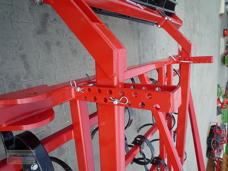 Grubber of the type EURO-Jabelmann Großfederzinkenegge V 3000 G, mit Farbschäden, überjährig, Gebrauchtmaschine in Itterbeck (Picture 8)