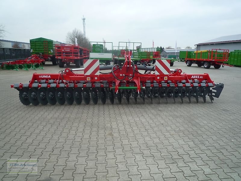 Kurzscheibenegge Türe ait Unia Kurzscheibenegge Ares XL, 6,00 m, 560 mm Scheiben, Rohrstabwalze 600 mm, Neumaschine içinde Itterbeck (resim 4)