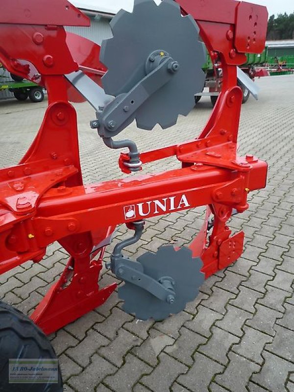 Pflug of the type Unia UNIA 5-schar-Pflug IBIS Vario 5 mit Longkörper, NEU, ab Lager, Neumaschine in Itterbeck (Picture 11)