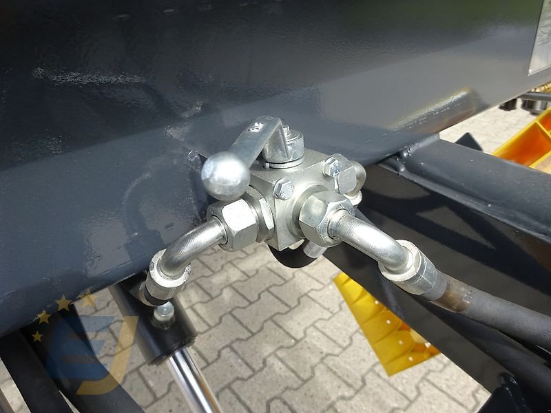 Kipper van het type PRONAR Muldenkipper (Heck), T 679 M Halfpipe, 16 to, Neumaschine in Itterbeck (Foto 21)