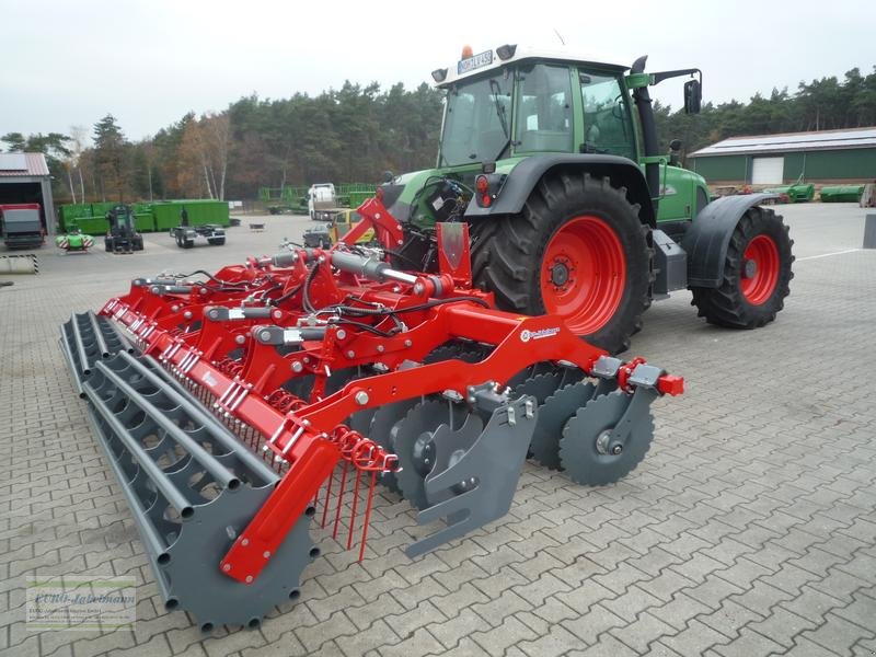 Kurzscheibenegge del tipo Unia Ab Lager: UNIA Kurzscheibenegge ARES XL, 6,00 m, 560 mm Scheiben, Rohrstabwalze 600 mm. NEU, Gebrauchtmaschine In Itterbeck (Immagine 18)