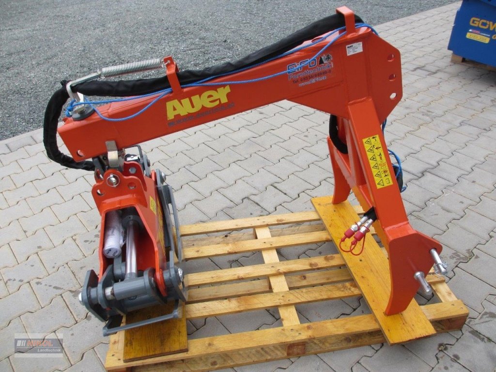 Ladekrane & Rückezange of the type Auer HRZ 1300 & 1700 ECO, Ausstellungsmaschine in Lichtenfels (Picture 1)