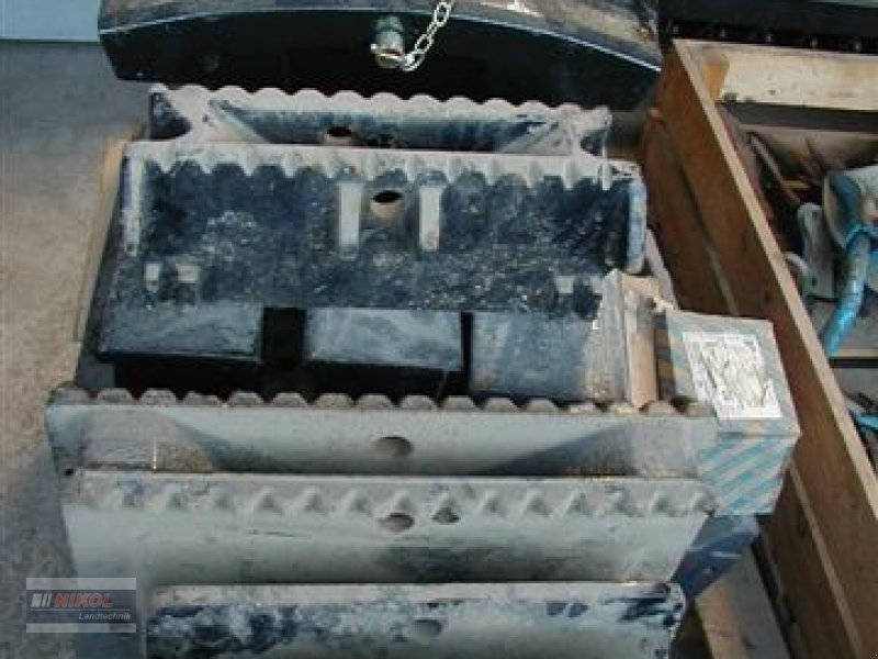 Sonstiges Traktorzubehör des Typs Sonstige Verschiedne Vorderachsböcke, Gebrauchtmaschine in Lichtenfels (Bild 1)