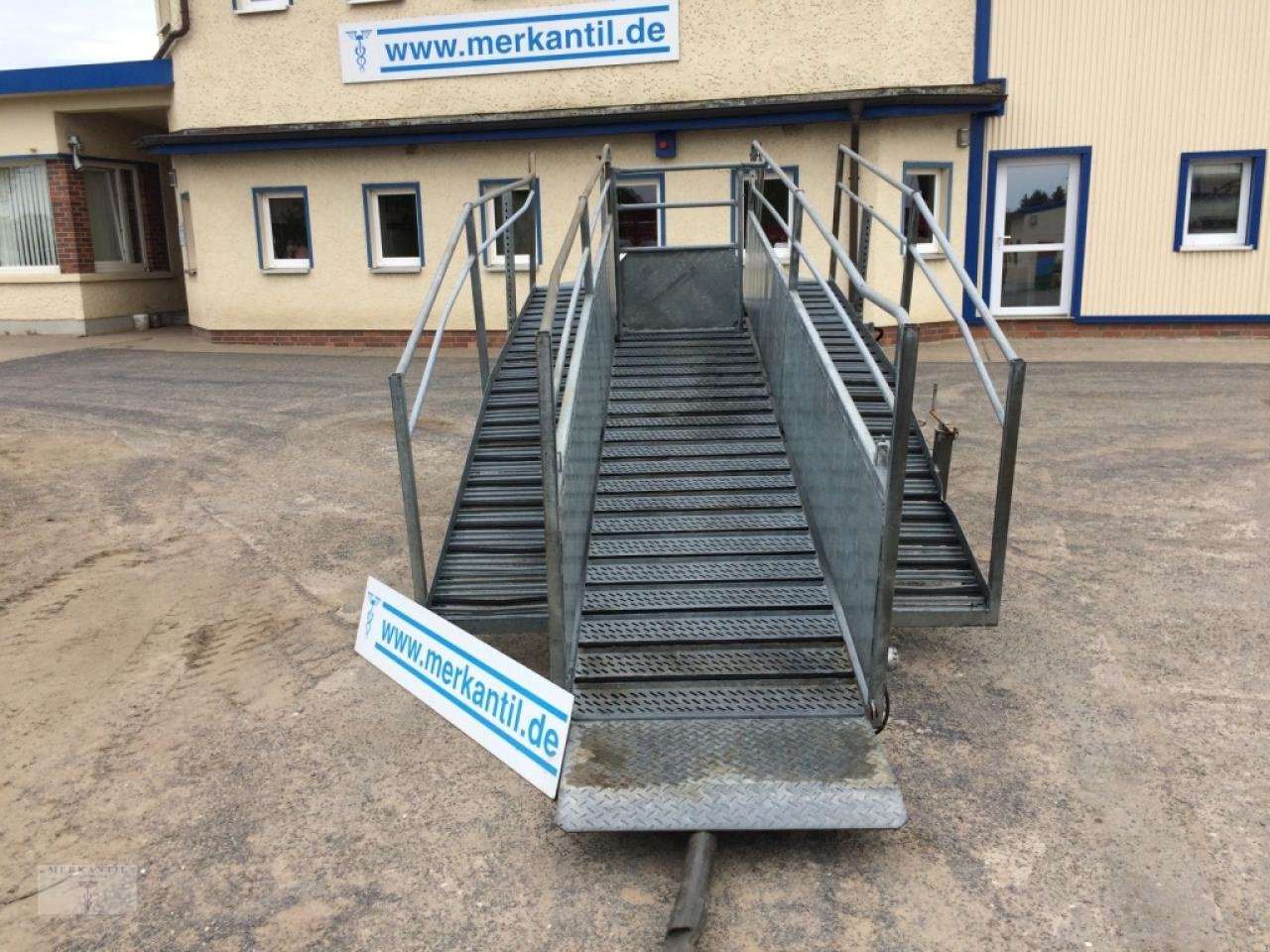 Sonstiges Türe ait Sonstige Viehverladerampe HL 10.98/4, Gebrauchtmaschine içinde Pragsdorf (resim 2)