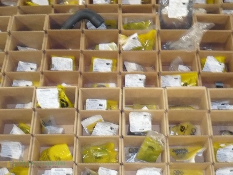 Traktor του τύπου John Deere JohnDeere Ersatzteile - Zubehör, Neumaschine σε Pocking (Φωτογραφία 1)