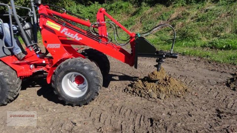 Hoflader des Typs Fuchs Erdbohrer für Hoflader & Frontlader, Neumaschine in Tarsdorf (Bild 5)