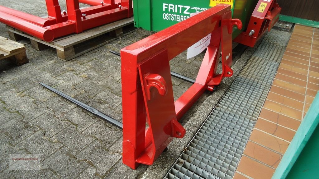 Frontladerzubehör tipa Dominator Ballenspieß / Ballengabel mit EURO Aufnahme, Neumaschine u Tarsdorf (Slika 4)