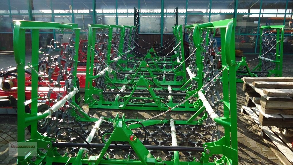 Wiesenegge typu Sonstige Wiesenegge 6000 HD Hydraulisch NEU, Neumaschine v Tarsdorf (Obrázek 1)