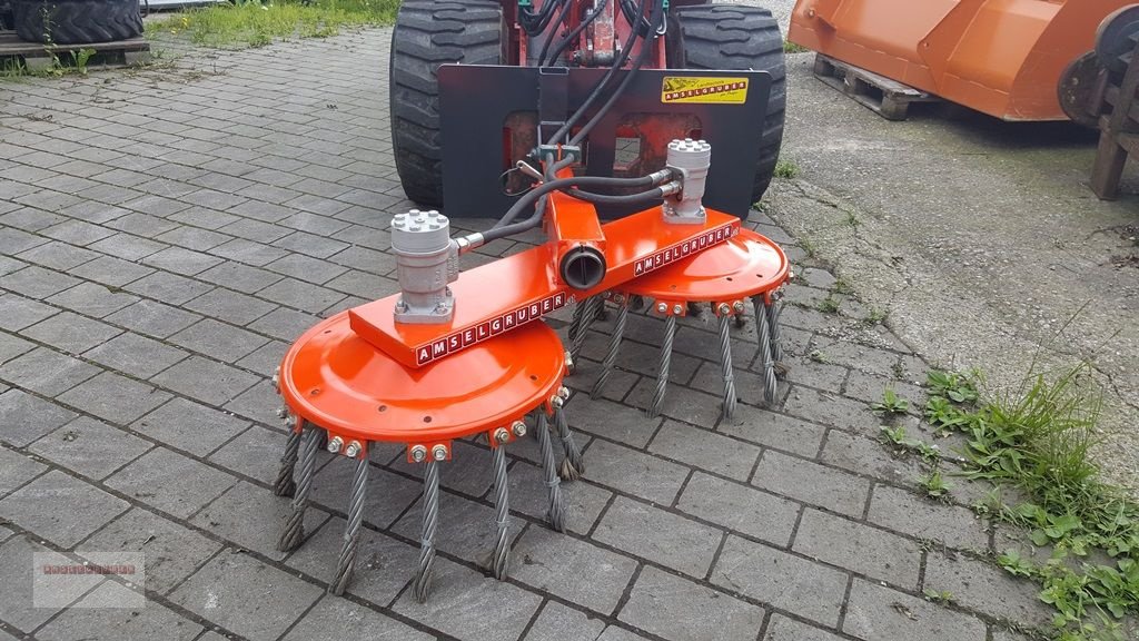 Hoflader typu Fuchs Wildkrautbesen 1300 DUO für Hoflader NEU!, Gebrauchtmaschine v Tarsdorf (Obrázek 3)