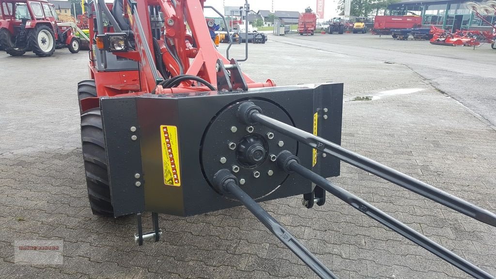 Frontladerzubehör of the type Dominator Ballenabwickler PRO mit Euroaufnahme & Dreipunkt, Neumaschine in Tarsdorf (Picture 8)