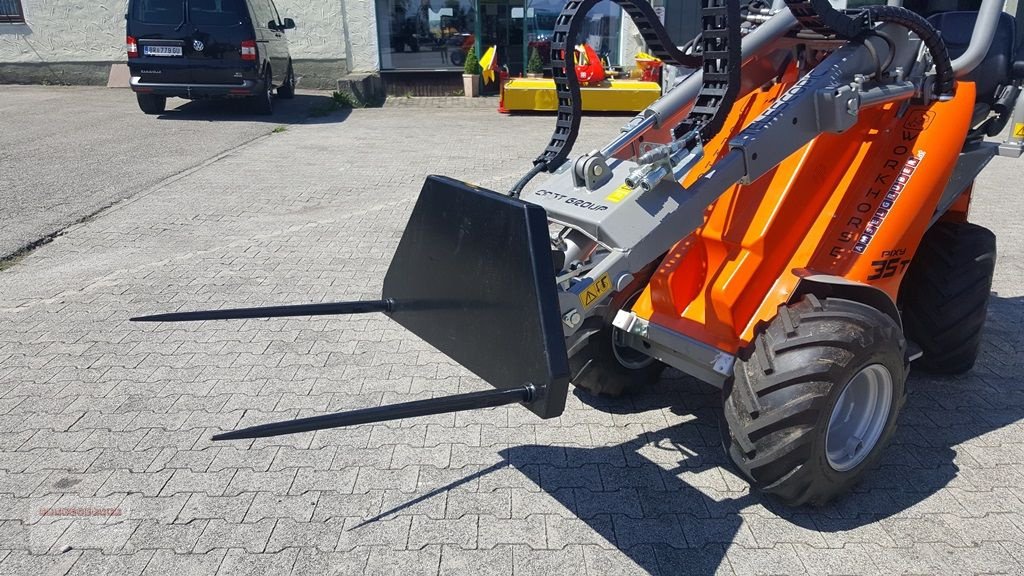 Hoflader of the type Cast Group Ballenspieß für Avant, Pixy, Multione uvm., Neumaschine in Tarsdorf (Picture 5)