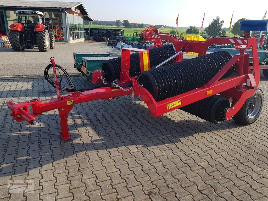 Packer & Walze от тип Dominator Cambridgwalze Jumbos mit 3 Zyl. NEU AKTION, Gebrauchtmaschine в Tarsdorf (Снимка 3)