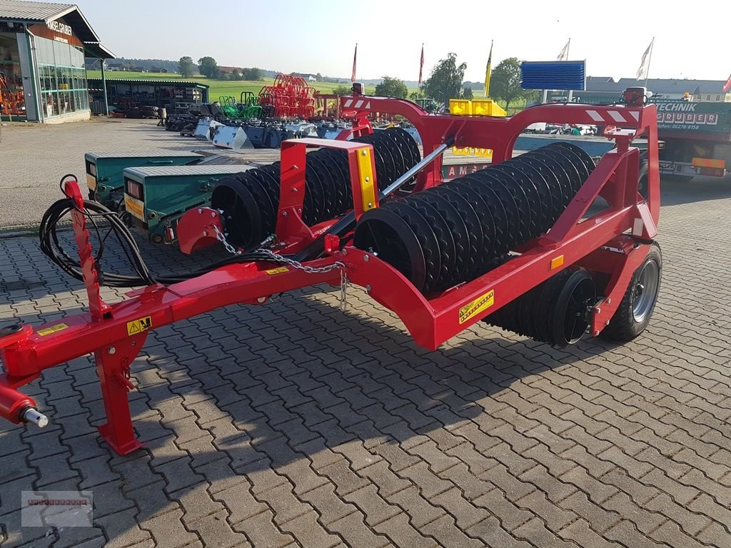 Packer & Walze от тип Dominator Cambridgwalze Jumbos mit 3 Zyl. NEU AKTION, Gebrauchtmaschine в Tarsdorf (Снимка 6)