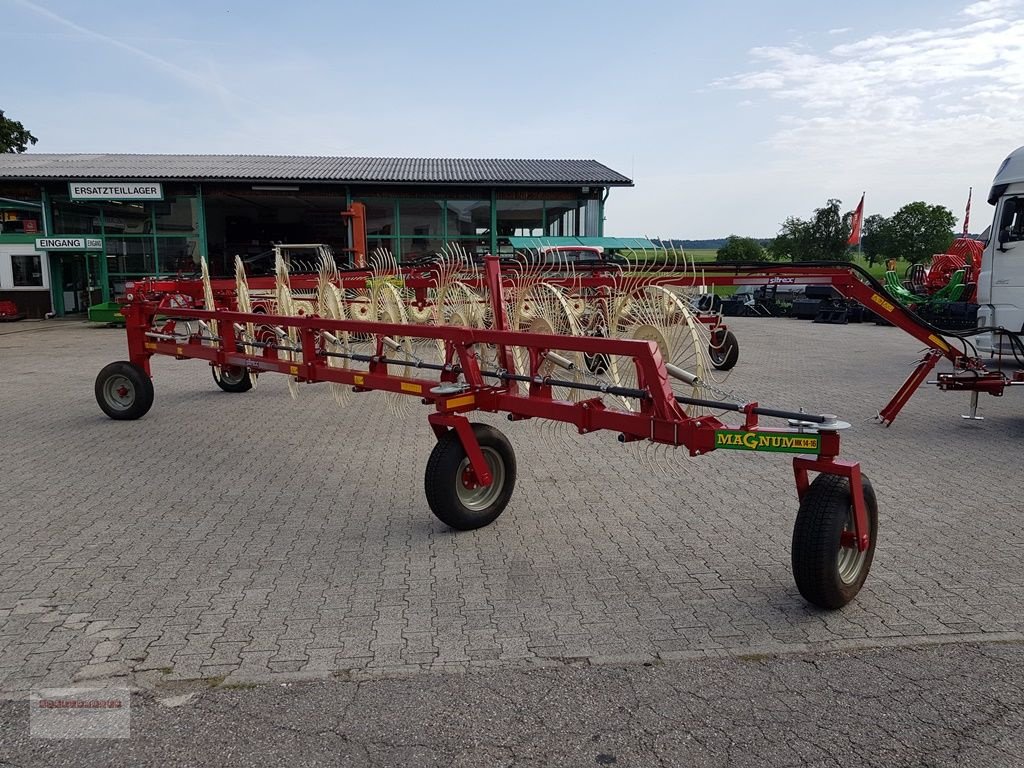 Schwader tipa Quick-Cover MK16 Magnum VARIO Radialschwader mit Lenkung NEU, Gebrauchtmaschine u Tarsdorf (Slika 2)