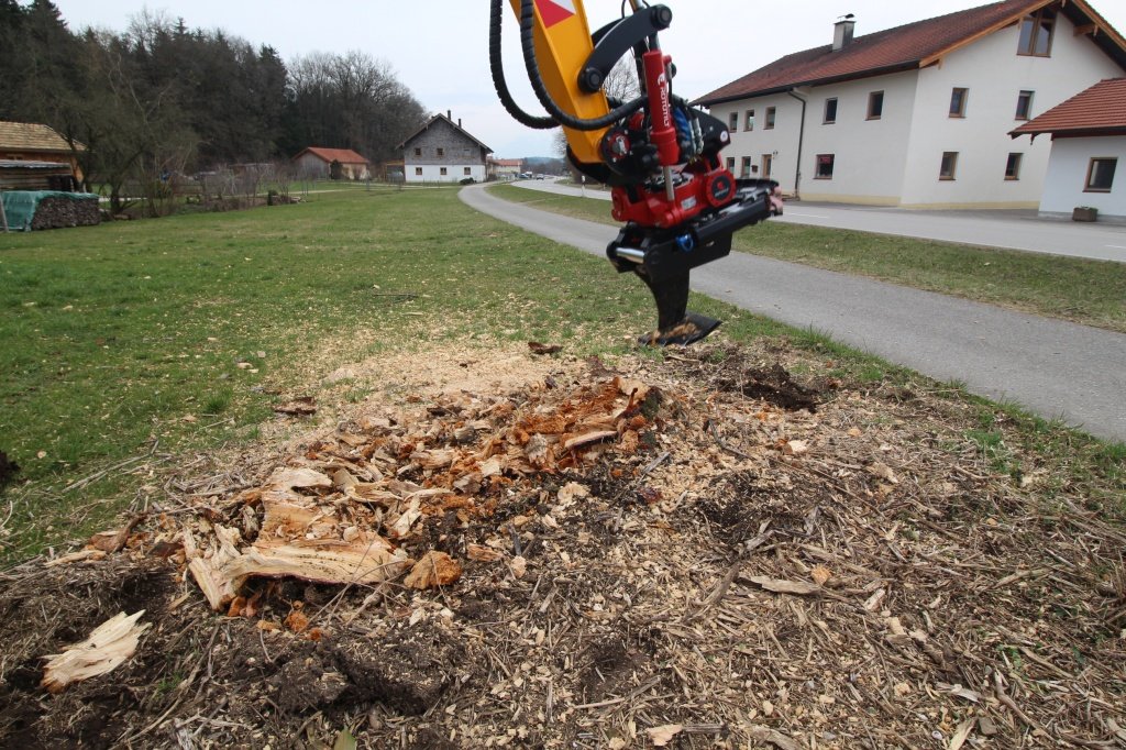 Zubehör del tipo Sonstige Wurzelbiber für Bagger Minibagger, Neumaschine In Petting (Immagine 1)
