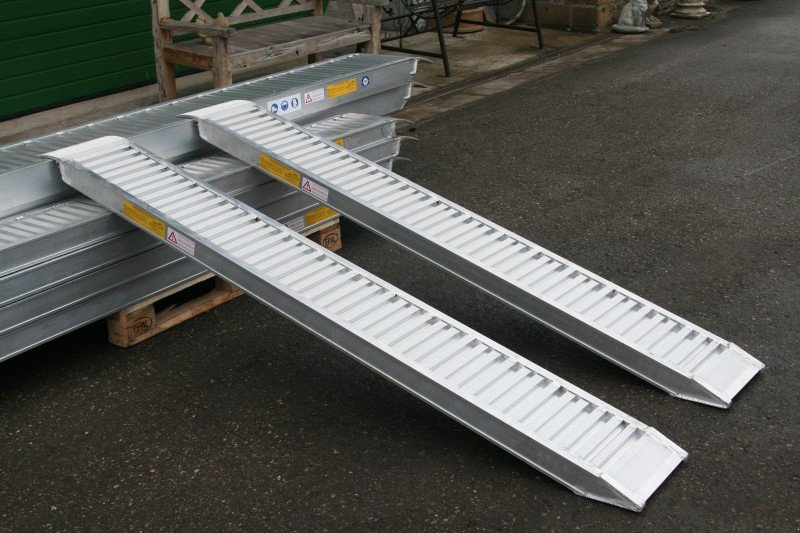 Sonstige Transporttechnik typu Sonstige Auffahrrampen  25/33 Alurampen Rampe, Neumaschine v Petting (Obrázek 1)