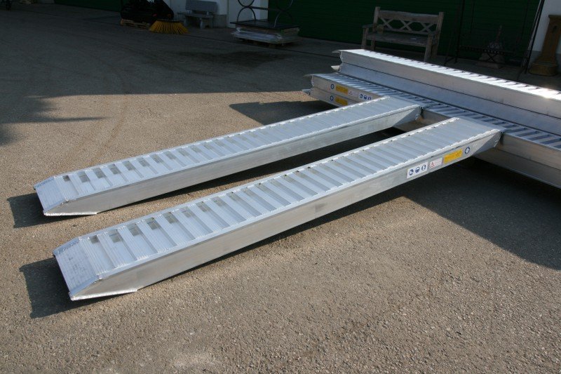 Sonstige Transporttechnik typu Sonstige Aluauffahrrampe 35/58 Alurampe Rampe, Neumaschine v Petting (Obrázek 3)