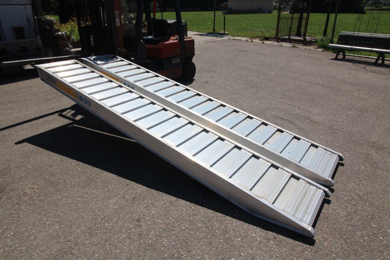 Sonstige Transporttechnik typu Sonstige Auffahrrampen  40/80 Alurampen Rampe, Neumaschine v Petting (Obrázek 3)