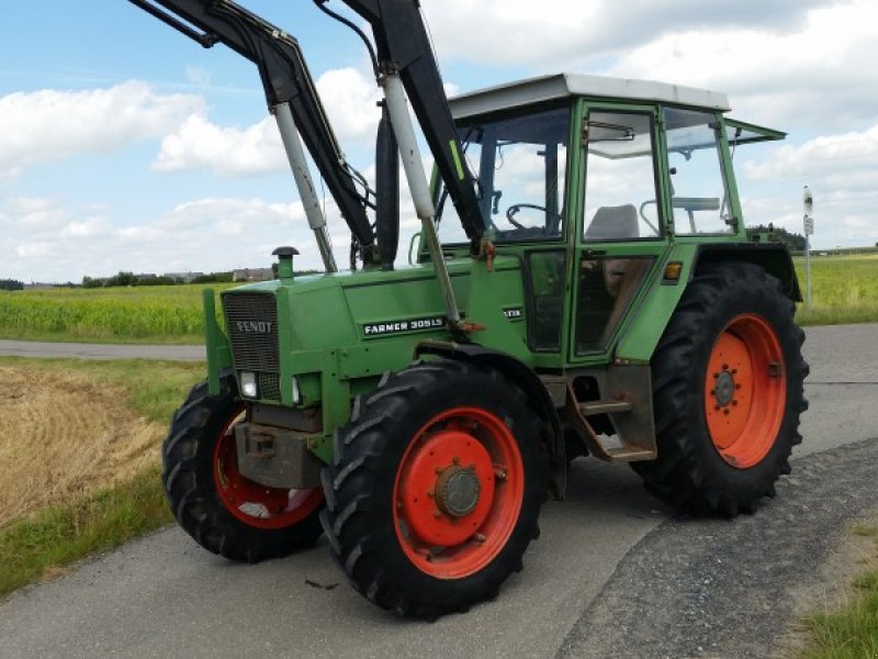 Traktor des Typs Fendt 305 LSA, Gebrauchtmaschine in Reuth (Bild 1)